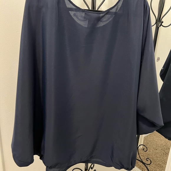 LANE BRYANT  Navy Blue Top with Neon Accents.  #037 - Picture 3 of 9